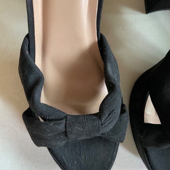 Black Suede Peep Toe Ankle Strap Platform Pumps - Size 9.5 - Picture 11 of 14